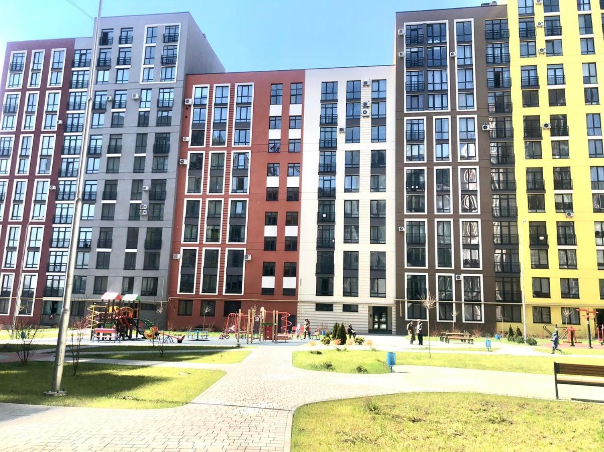 Osapart Beautiful Apartment In A Complex Semycvit إلفيف المظهر الخارجي الصورة