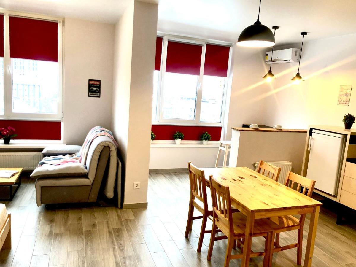 Osapart Beautiful Apartment In A Complex Semycvit إلفيف المظهر الخارجي الصورة